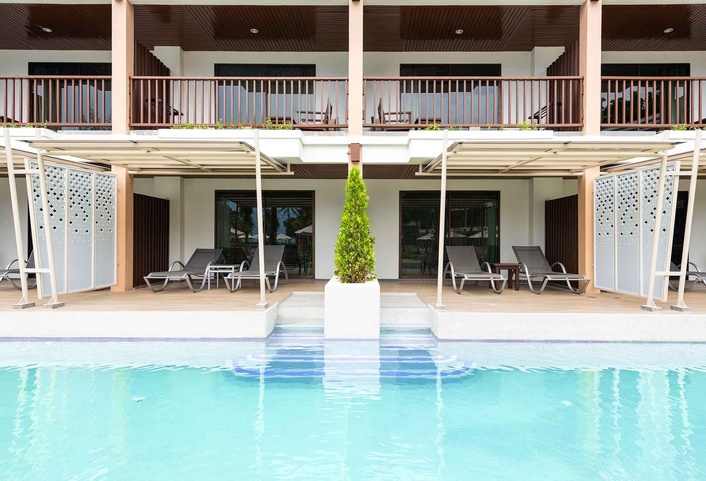 Katathani Phuket Beach Resort