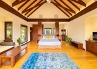 Furaveri Island Resort & Spa
