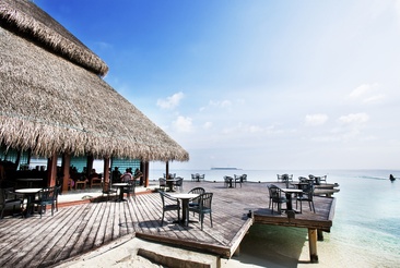 Adaaran Club Rannalhi Ресторан Мальдивы